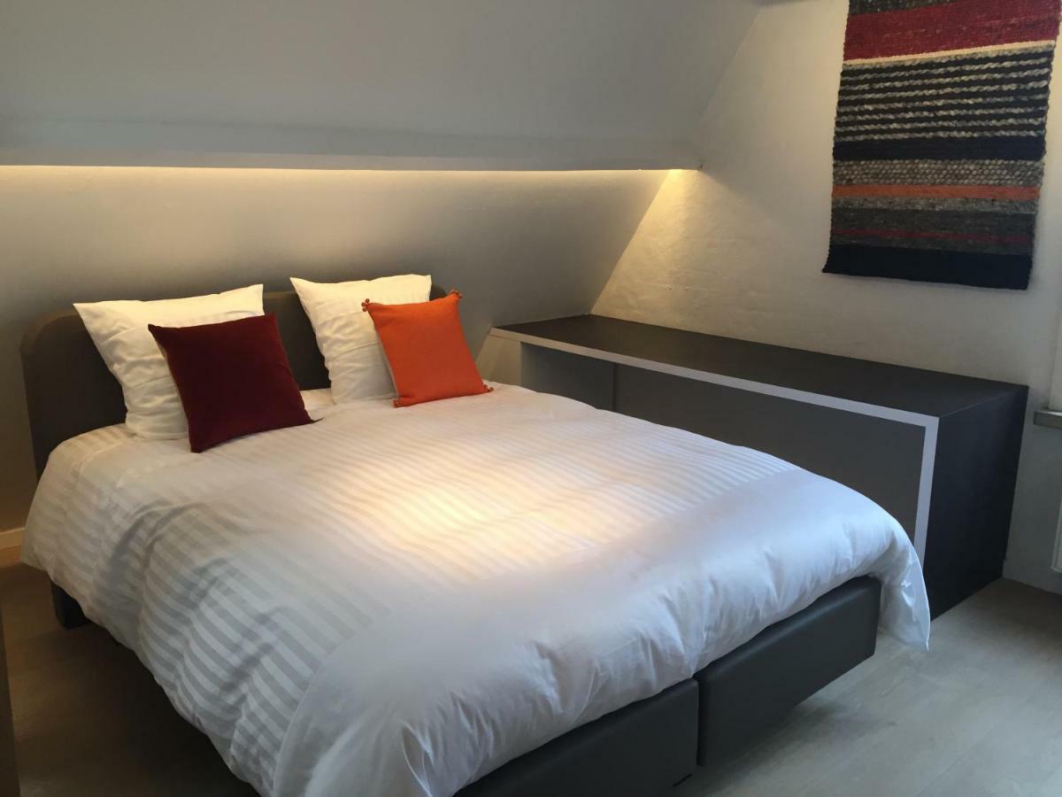 B-Square Bed & Breakfast Brugge Bagian luar foto